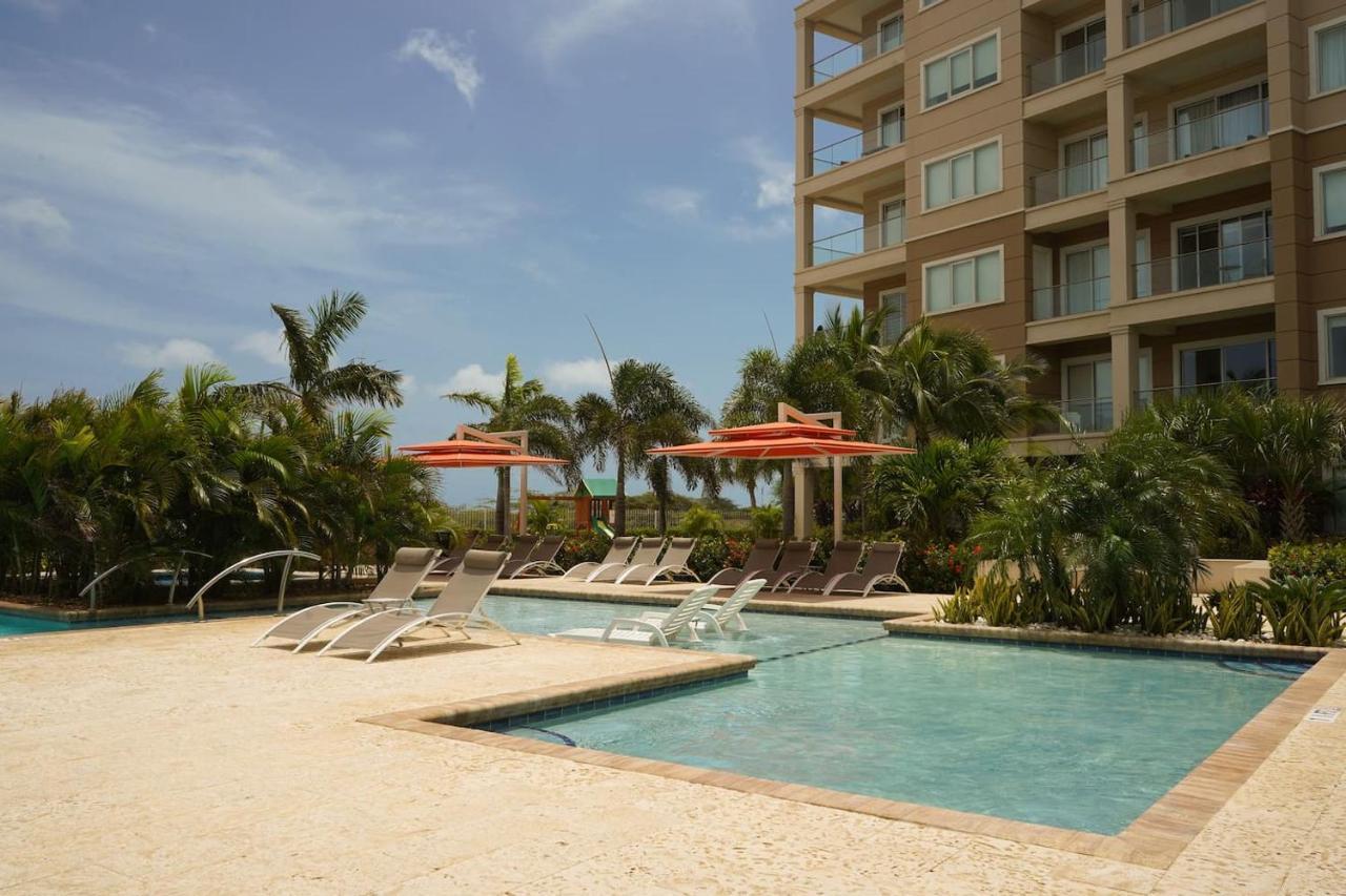 Elegant Apartment In Eagle Beach Levent Palm Beach Exterior foto