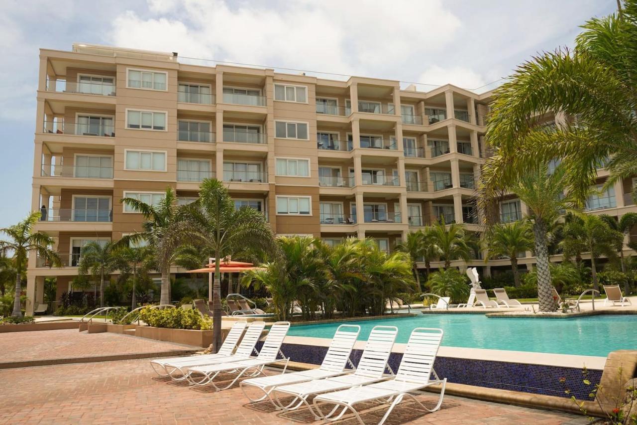 Elegant Apartment In Eagle Beach Levent Palm Beach Exterior foto