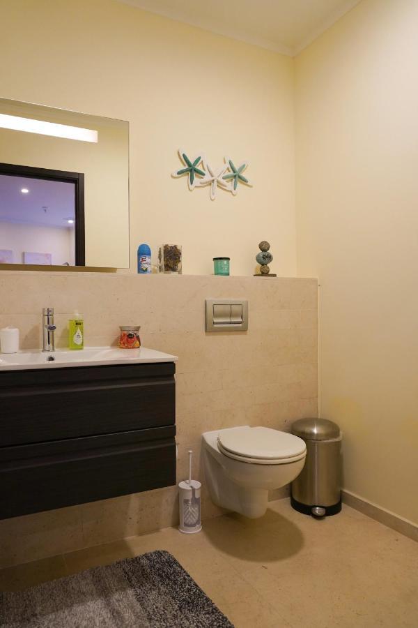 Elegant Apartment In Eagle Beach Levent Palm Beach Exterior foto